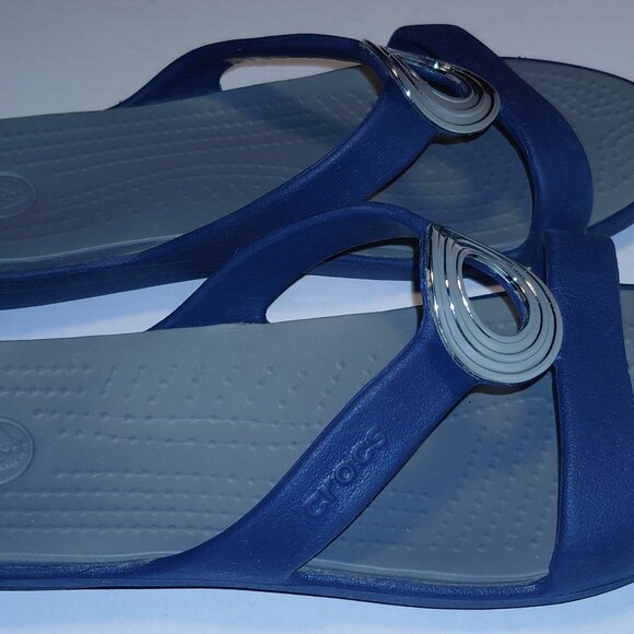 Crocs Sanrah Beveled Circle Slide Sandal Women's Size 10 Navy Blue/Silver - Picture 2 of 13